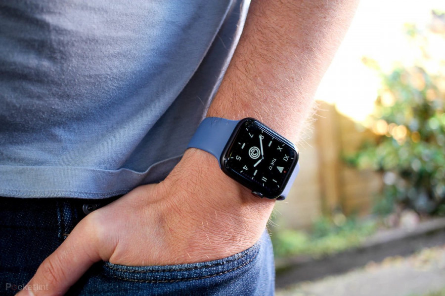 Apple Watch Series 5 (GPS, 40mm)